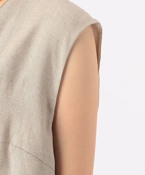 Gabardine K.T（ギャバジンケーティー）の「麻調合繊 Aライン ジャンパースカート（ワンピース・レディース・オフホワイト/ベージュ・9号/7号）」の15枚目の写真