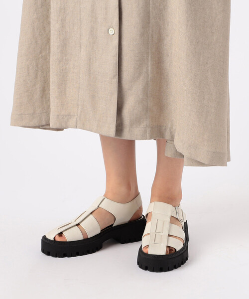 Gabardine K.T（ギャバジンケーティー）の「麻調合繊 Aライン ジャンパースカート（ワンピース・レディース・オフホワイト/ベージュ・9号/7号）」の18枚目の写真