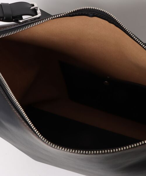 COACH（コーチ）の「モット メッセンジャー バッグ・ラブド レザー（メッセンジャーバッグ・メンズ・ブラック系その他・ONE）」の11枚目の写真