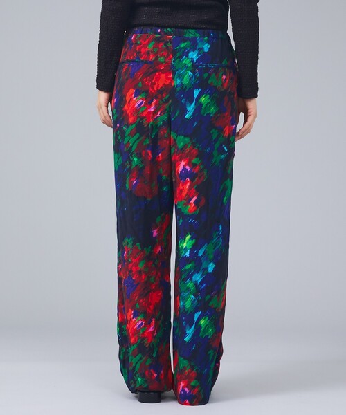 Rouge vif la cle(ルージュヴィフラクレ)の「【Le Melange/ル・メランジュ】フラワープリントイージーパンツ/ウエストゴム【WEB限定】(その他パンツ・レディース・その他・フリー)」の4枚目の写真