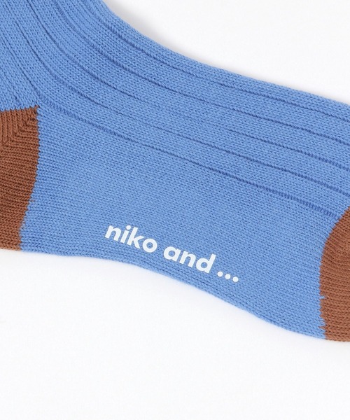 niko and...（ニコアンド）の「オリジナルカラーラインソックス（ソックス/靴下・レディース・オフホワイト/ブルー/グレー/マスタード・0）」の8枚目の写真