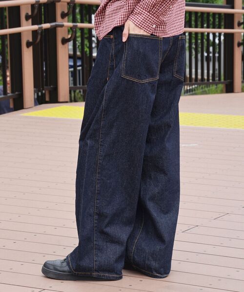 FFEIN（フェイン）の「【FFEIN（フェイン）】リアルヴィンテージバレルレッグデニムパンツ / デニム パンツ ボトムス ワイドシルエット デニム カーブ（その他パンツ・メンズ・ブルー/ブラック/ネイビー・SMALL/X-SMALL/LARGE/MEDIUM）」の16枚目の写真