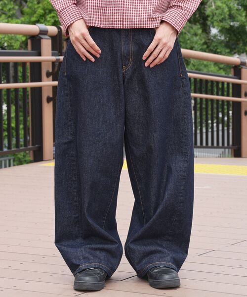 FFEIN（フェイン）の「【FFEIN（フェイン）】リアルヴィンテージバレルレッグデニムパンツ / デニム パンツ ボトムス ワイドシルエット デニム カーブ（その他パンツ・メンズ・ブルー/ブラック/ネイビー・SMALL/X-SMALL/LARGE/MEDIUM）」の20枚目の写真