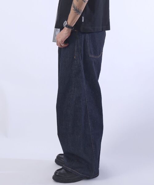 FFEIN(フェイン)の「【FFEIN(フェイン)】リアルヴィンテージバレルレッグデニムパンツ / デニム パンツ ボトムス ワイドシルエット デニム カーブ(デニムパンツ・メンズ・ブルー/ブラック/ネイビー・SMALL/X-SMALL/LARGE/MEDIUM)」の7枚目の写真