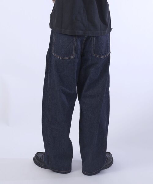 FFEIN(フェイン)の「【FFEIN(フェイン)】リアルヴィンテージバレルレッグデニムパンツ / デニム パンツ ボトムス ワイドシルエット デニム カーブ(デニムパンツ・メンズ・ブルー/ブラック/ネイビー・SMALL/X-SMALL/LARGE/MEDIUM)」の8枚目の写真
