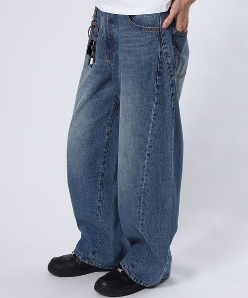 FFEIN(フェイン)の「【FFEIN(フェイン)】リアルヴィンテージバレルレッグデニムパンツ / デニム パンツ ボトムス ワイドシルエット デニム カーブ(デニムパンツ・メンズ・ブルー/ブラック/ネイビー・SMALL/X-SMALL/LARGE/MEDIUM)」の17枚目の写真