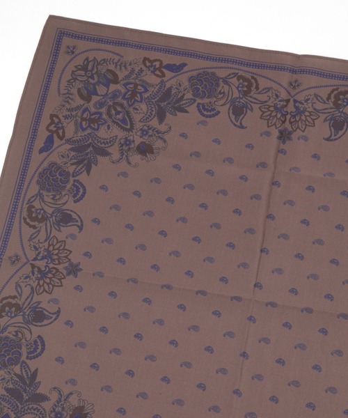 studio CLIP（スタディオクリップ）の「シルク混バンダナスカーフ（バンダナ/スカーフ・レディース・アイボリー/ブラウン・FREE）」の5枚目の写真