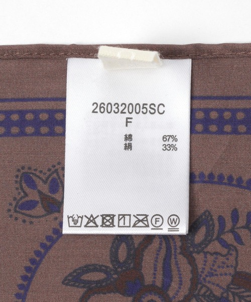 studio CLIP（スタディオクリップ）の「シルク混バンダナスカーフ（バンダナ/スカーフ・レディース・アイボリー/ブラウン・FREE）」の11枚目の写真