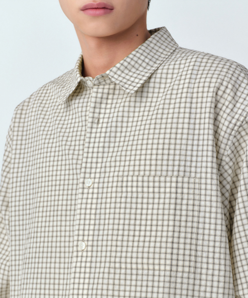 MUSINSA STANDARD（ムシンサスタンダード）の「リラックスドスモールプレイドチェックシャツ[ライトベージュ/グレー]（シャツ/ブラウス・メンズ・その他・2XL/X-LARGE/SMALL/LARGE/MEDIUM）」の4枚目の写真
