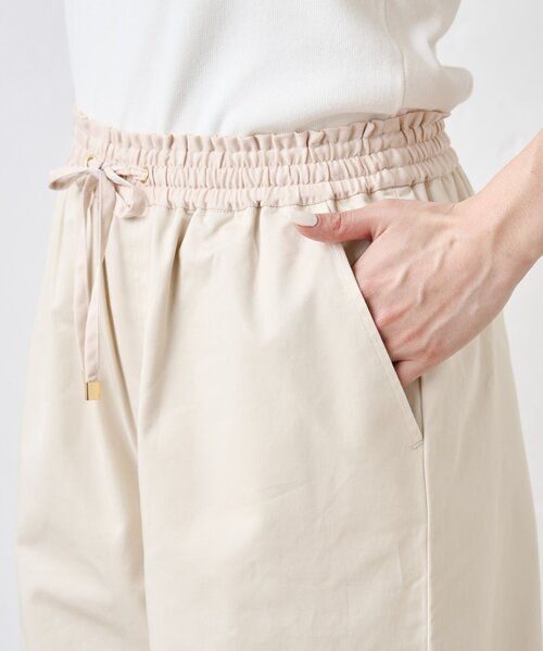 Jena espace merveilleux(ジェナ エスパスメルヴェイユ)の「サテン切替イージーパンツ(その他パンツ・レディース・ブラック/アイボリー・FREE)」の17枚目の写真