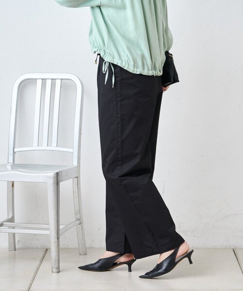 Jena espace merveilleux(ジェナ エスパスメルヴェイユ)の「サテン切替イージーパンツ(その他パンツ・レディース・ブラック/アイボリー・FREE)」の11枚目の写真