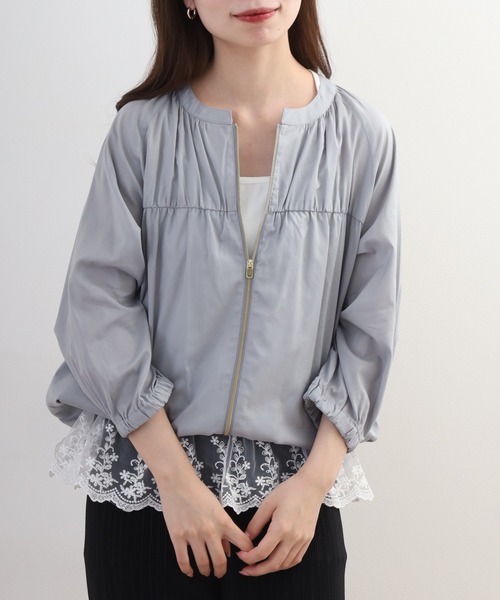 EGLANTINE(エグランティーヌ)の「EGLANTINE 綿100% ジップシアージャケット(ブルゾン・レディース・グレイッシュブルー/オフホワイト/ネイビー/ベージュ・38)」の4枚目の写真