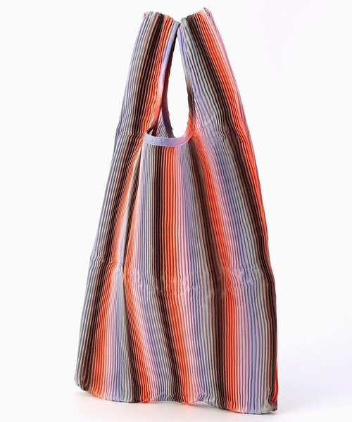 BAGGU（バグー）の「BAGGU/バグゥ PLEATED BAGGU（トートバッグ・レディース・ライトピンク・ONE SIZE）」の3枚目の写真