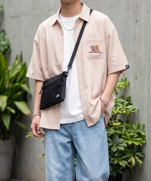 Mac-House(マックハウス)の「オーバーサイズ ランダムグラフィック クマプリントTシャツ(Tシャツ/カットソー・メンズ・ベージュ/ブラック・M/L)」の4枚目の写真