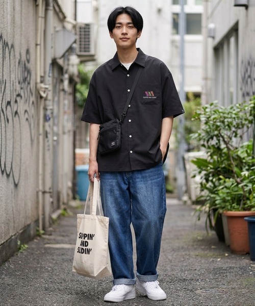 Mac-House(マックハウス)の「オーバーサイズ ランダムグラフィック クマプリントTシャツ(Tシャツ/カットソー・メンズ・ベージュ/ブラック・M/L)」の5枚目の写真