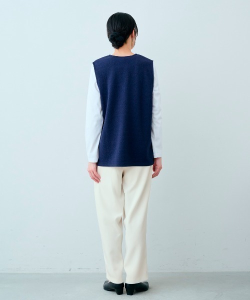 IEDIT（イディット）の「ＩＥＤＩＴ　ざぶざぶ洗えるふくれジャカードのカットソージレとロングＴシャツセット〈ネイビー〉（その他トップス・レディース・ネイビー・L/M/3L/LL/S）」の5枚目の写真
