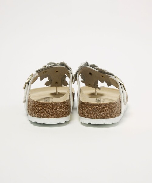 BIRKENSTOCK(ビルケンシュトック)の「【国内EXCLUSIVE】<BIRKENSTOCK>GIZEH フラワー サンダル(サンダル・レディース・ライトピンク/ブラック/ホワイト・36/38/37/35/39)」の16枚目の写真