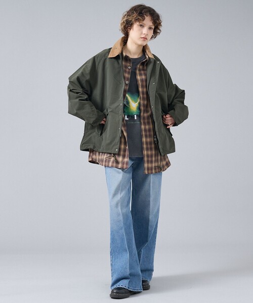 Barbour(バブアー)の「【Barbour/バブアー】26SS TRANSPORT NYLON CASUAL JACKET / トランスポート ナイロンカジュアルジャケット(ブルゾン・メンズ・ブラック/カーキ/アイボリー・38/42/40)」の4枚目の写真