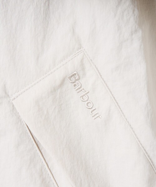 Barbour(バブアー)の「【Barbour/バブアー】26SS TRANSPORT NYLON CASUAL JACKET / トランスポート ナイロンカジュアルジャケット(ブルゾン・メンズ・ブラック/カーキ/アイボリー・38/42/40)」の18枚目の写真