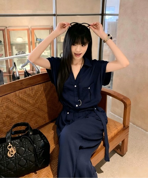 Aelina(エリナ)の「Vネック半袖シャツ ワイドパンツセットアップ(セットアップ・レディース・ネイビー・S/M/L)」の7枚目の写真