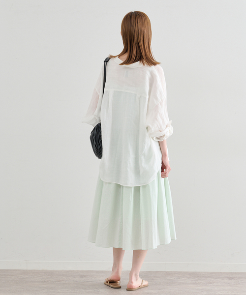 U by SPICK&SPAN（ユーバイスピックアンドスパン）の「Atelier Edition/アトリエ エディション WRINKLE SMOCKED DRESS（ワンピース・レディース・グリーン・FREE）」の4枚目の写真