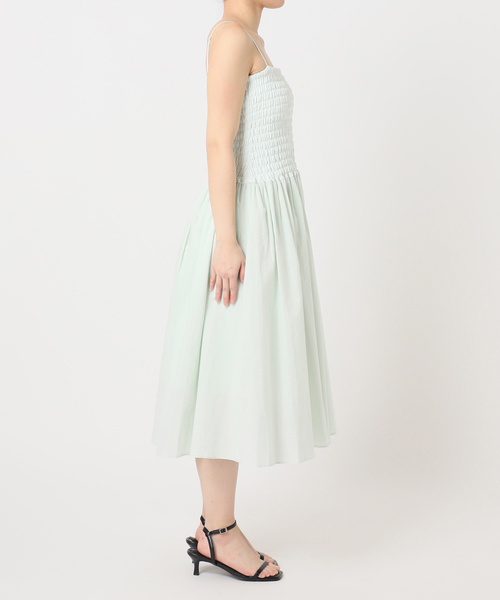 U by SPICK&SPAN（ユーバイスピックアンドスパン）の「Atelier Edition/アトリエ エディション WRINKLE SMOCKED DRESS（ワンピース・レディース・グリーン・FREE）」の10枚目の写真