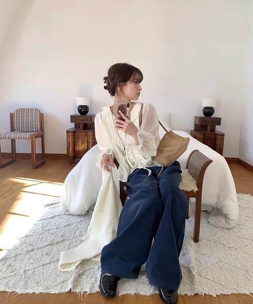 LAFFMO（ラフモ）の「フリルタック入りブラウス（シャツ/ブラウス・レディース・ホワイト/ブラック・F）」の15枚目の写真