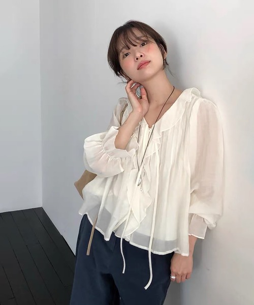 LAFFMO（ラフモ）の「フリルタック入りブラウス（シャツ/ブラウス・レディース・ホワイト/ブラック・F）」の17枚目の写真