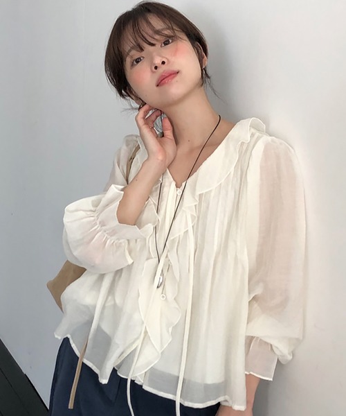 LAFFMO（ラフモ）の「フリルタック入りブラウス（シャツ/ブラウス・レディース・ホワイト/ブラック・F）」の3枚目の写真
