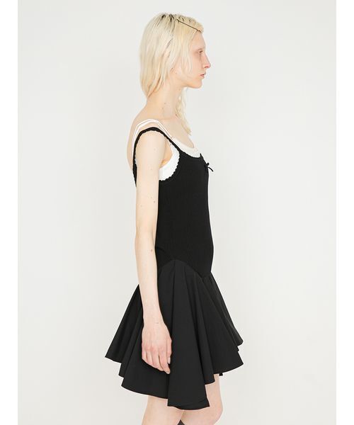 SORIN(ソリン )の「Frilled Hem Camisole/フリルヘム キャミソール(キャミソール・レディース・グレー/ダークネイビー/ブラック・38)」の11枚目の写真