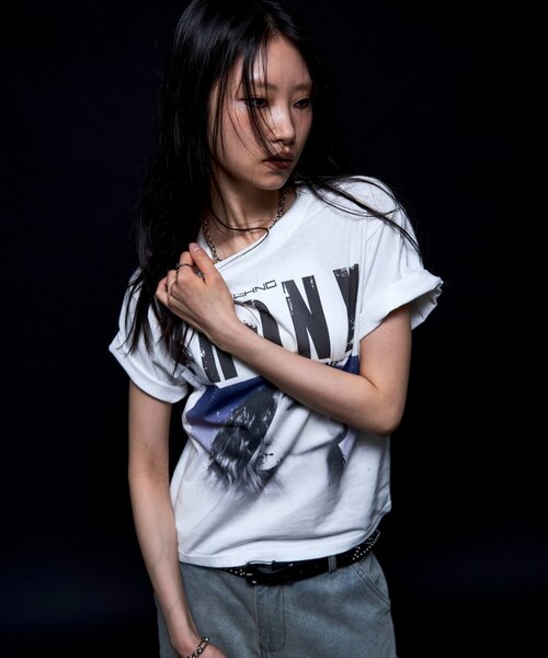 WHO'S WHO gallery(フーズフーギャラリー)の「【KOOKY'N】 BRONX フォトTEE *UNISEX(Tシャツ/カットソー・レディース・ブラック/サックスブルー/ホワイト・SMALL/MEDIUM/LARGE)」の16枚目の写真