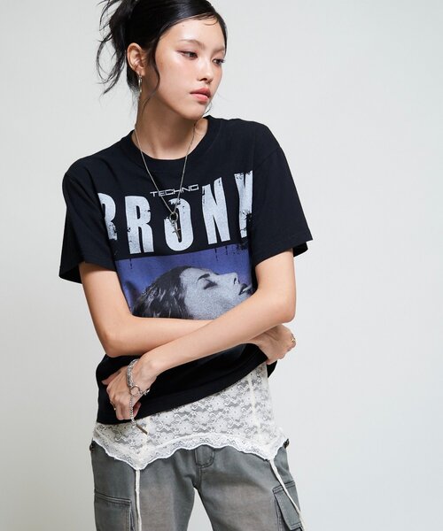 WHO'S WHO gallery(フーズフーギャラリー)の「【KOOKY'N】 BRONX フォトTEE *UNISEX(Tシャツ/カットソー・レディース・ブラック/サックスブルー/ホワイト・SMALL/MEDIUM/LARGE)」の5枚目の写真