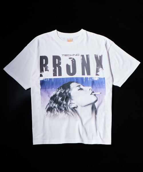 WHO'S WHO gallery(フーズフーギャラリー)の「【KOOKY'N】 BRONX フォトTEE *UNISEX(Tシャツ/カットソー・レディース・ブラック/サックスブルー/ホワイト・SMALL/MEDIUM/LARGE)」の13枚目の写真