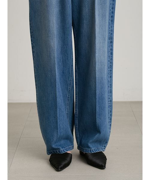 MIESROHE(ミースロエ)の「【洗える】ストレートカーブデニムパンツ(デニムパンツ・レディース・ブルー/ホワイト/インディゴブルー・0/1)」の13枚目の写真