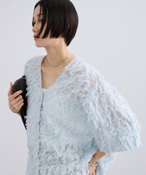 SALON adam et rope'（サロン アダム エ ロペ）の「モチーフカットジャカードハーフスリーブブラウス（シャツ/ブラウス・レディース・ブラック/サックスブルー/オフホワイト・FREE）」の7枚目の写真