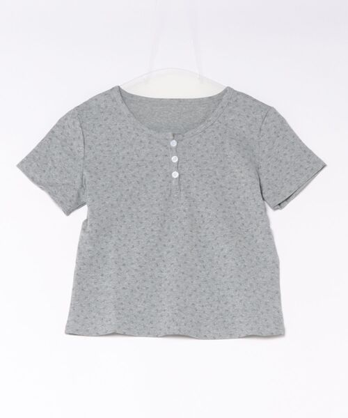 frunco（フランコ）の「【ZOZOTOWN限定】小花柄ヘンリーネックT（Tシャツ/カットソー・レディース・グレー/アイボリー/ネイビー/ホワイト・FREE）」の9枚目の写真