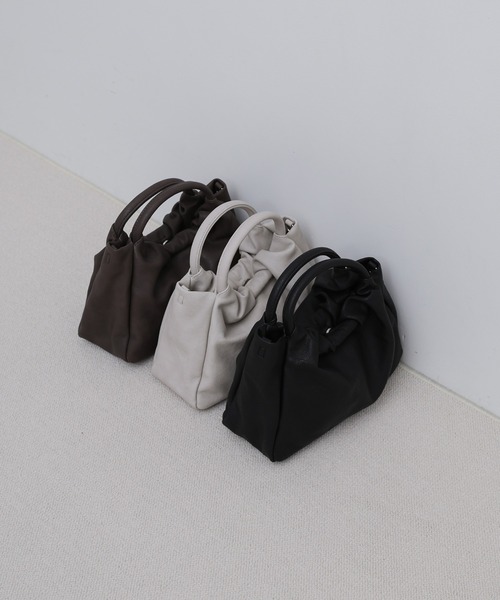 select MOCA（セレクトモカ）の「ラウンドギャザーハンドルバッグ（ハンドバッグ・レディース・ライトグレー/ブラウン/ブラック・FREE）」の14枚目の写真