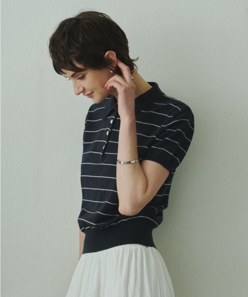 Plumel(プルメル)の「Border Summer Polo Knit / ボーダーサマーポロニット(その他トップス・レディース・ネイビー/アイボリー・MEDIUM)」の10枚目の写真