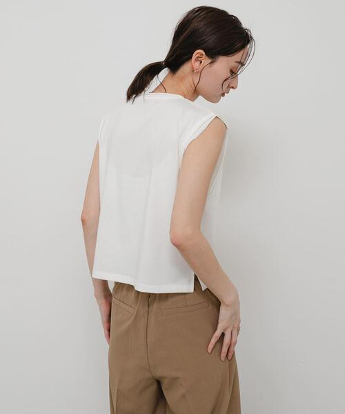 SENSE OF PLACE by URBAN RESEARCH(センスオブプレイスバイアーバンリサーチ)の「『汗ジミ防止』SKINProofノースリーブロールTシャツ(タンクトップ・レディース・レッド/グレー/ブラック/オフホワイト・ONE)」の21枚目の写真