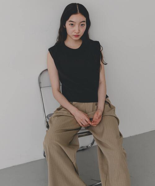 SENSE OF PLACE by URBAN RESEARCH(センスオブプレイスバイアーバンリサーチ)の「『汗ジミ防止』SKINProofノースリーブロールTシャツ(タンクトップ・レディース・レッド/グレー/ブラック/オフホワイト・ONE)」の16枚目の写真
