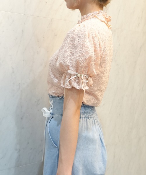 axes femme POETIQUE(アクシーズファムポエティック)の「総レースパフ袖PO(Tシャツ/カットソー・レディース・ブラック/ピンク/ホワイト・MEDIUM)」の5枚目の写真