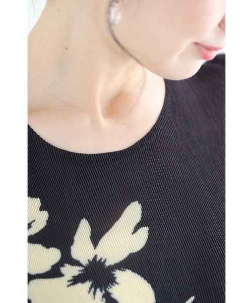 cawaii(カワイイ)の「(黒)モノトーンの花咲く段フレアロングワンピース(ワンピース・レディース・ブラック・FREE)」の15枚目の写真