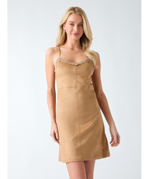 Guess(ゲス)の「FLAMINIA Faux Suede Mini Dress ワンピース ドレス ミニ丈(ワンピース・レディース・キャメル・LARGE/MEDIUM/SMALL/X-SMALL)」の1枚目の写真