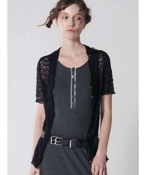 ELCHELE（エルチェレ）の「LACE SKIPPER TOP（シャツ/ブラウス・レディース・サックスブルー/クリーム/ブラック・FREE）」の11枚目の写真