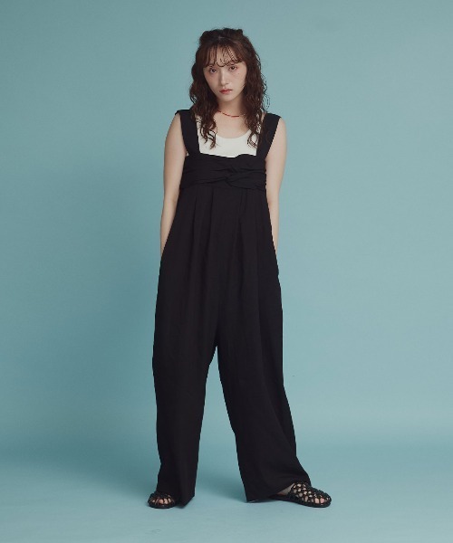 W:Huku(フーク)の「フロント クロス オールインワン(つなぎ/オールインワン・レディース・バーガンディー/ブラック・M)」の6枚目の写真