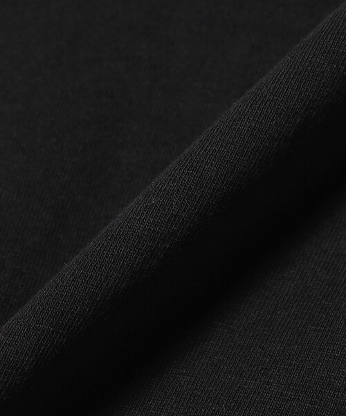 BEAMS T(ビームスティー)の「Henry Johnson / Peaceful Spirit T-shirt(Tシャツ/カットソー・メンズ・ブラック・XL/L/M)」の6枚目の写真