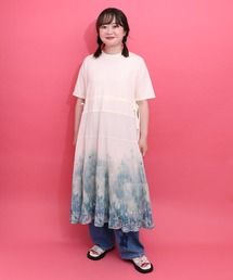 iS ScoLar（イズスカラー）の「562244：天竺ｘプリーツシフォン 貝殻柄グラデワンピース（ワンピース）」