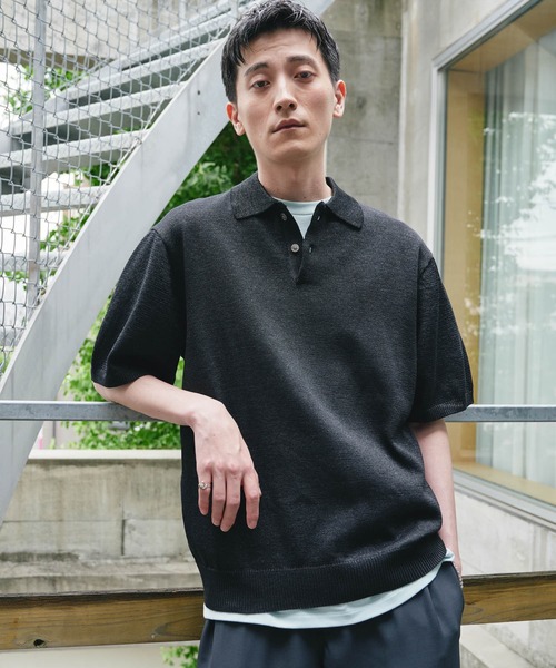 URBAN RESEARCH DOORS（アーバンリサーチドアーズ）の「『URTECH』Aircare ショートスリーブニットポロ（ニット/セーター・メンズ・ブラック/グレー・MEDIUM/X-LARGE/LARGE）」の22枚目の写真
