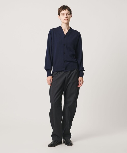 LOEFF(ロエフ)の「<LOEFF>16ゲージ Vネック カーディガン(カーディガン/ボレロ・レディース・コバルトブルー/グレー系/ネイビー・FREE)」の4枚目の写真