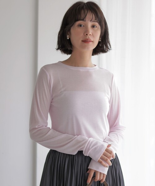 組曲(クミキョク)の「ソフトシアージャージー クルーネックカットソー(Tシャツ/カットソー・レディース・ブラック系/ピンク系/アイボリー系/ライトグリーン系・2/3)」の4枚目の写真